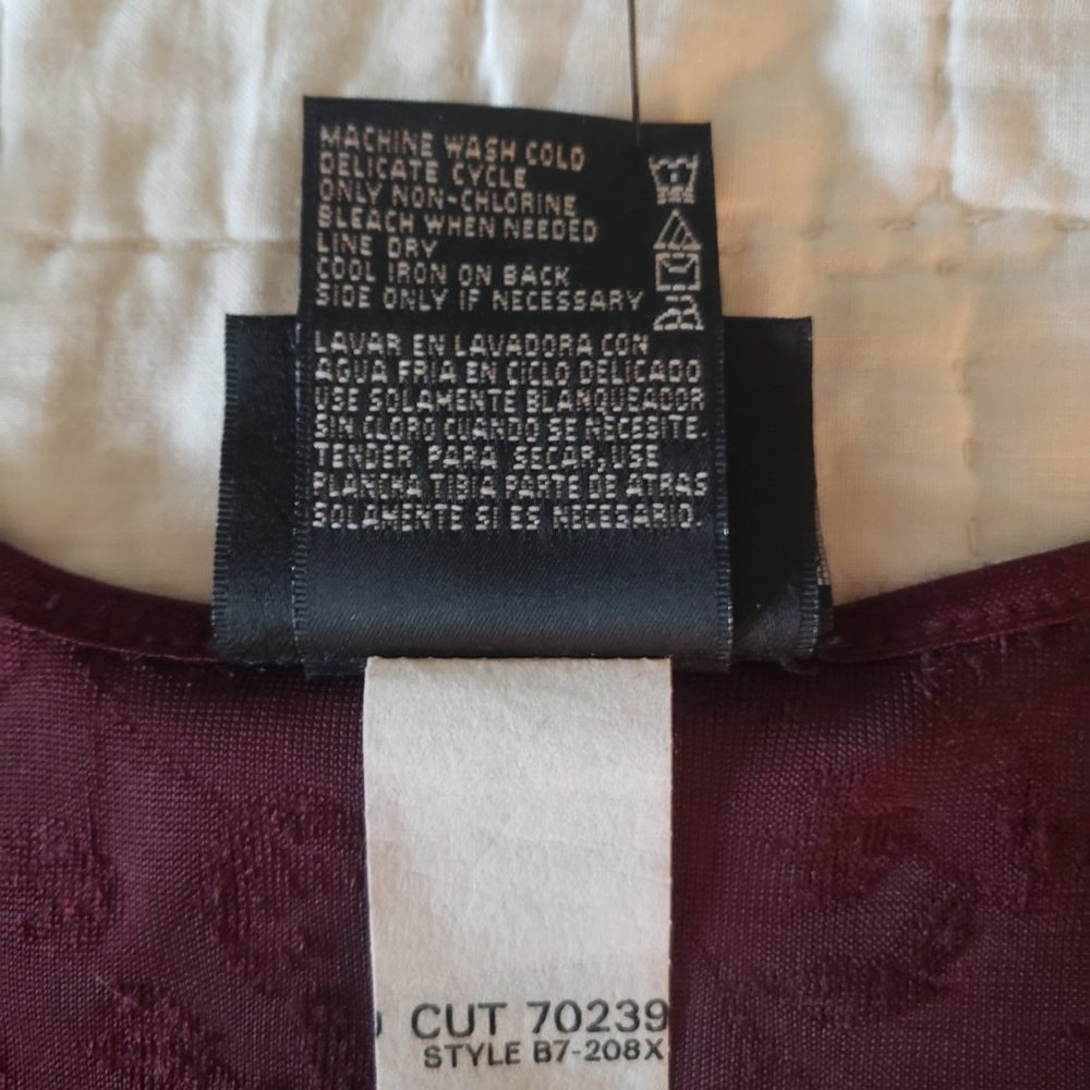 Summer Womens Tops 18W to 20W Kathie Lee Burgandy short sleeve - Picture 5 of 6